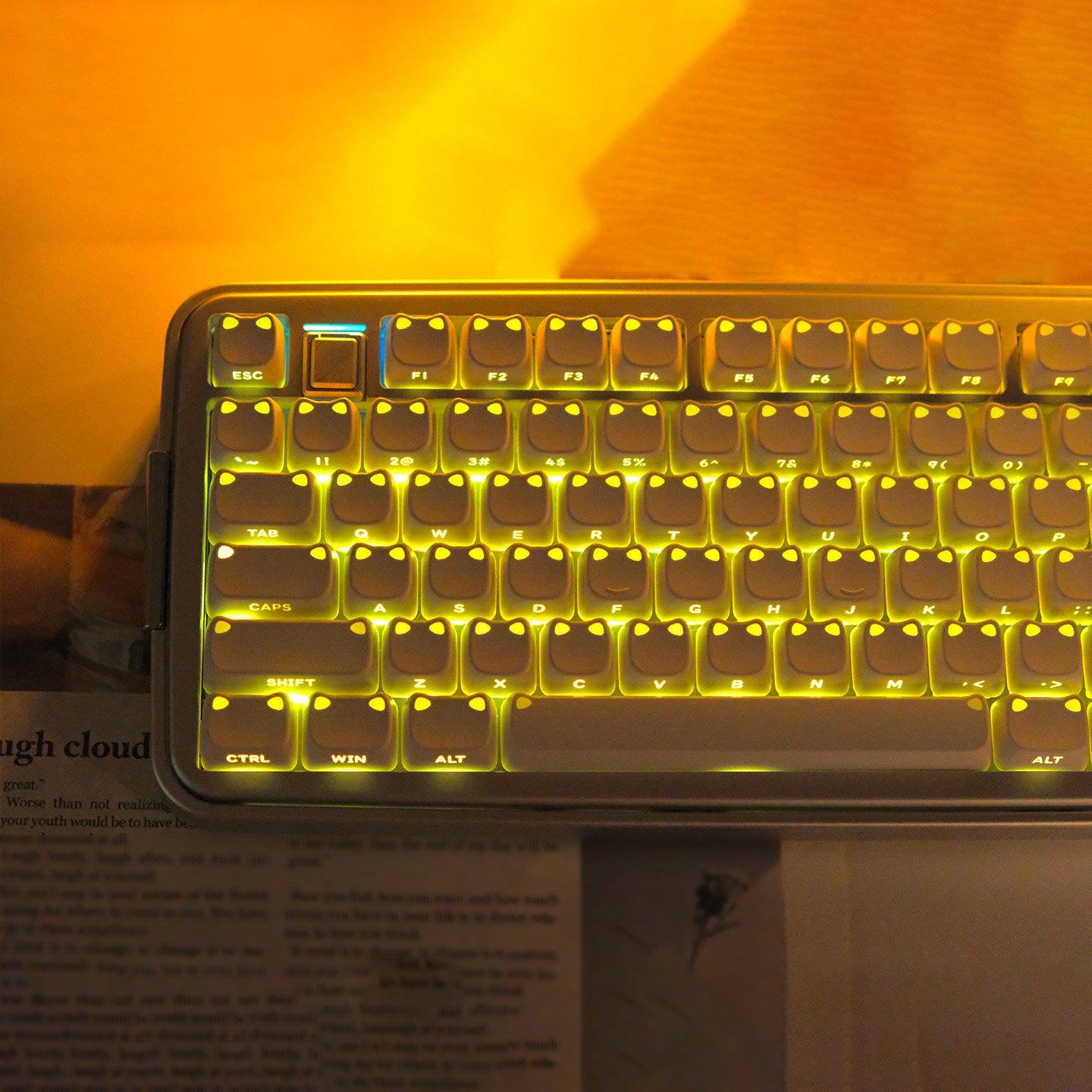 Urelab Lumière Cat Keycap Set — Glowing Cat Edition