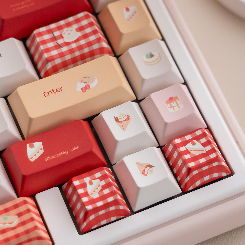Urelab Strawberry Dessert Keycap Set