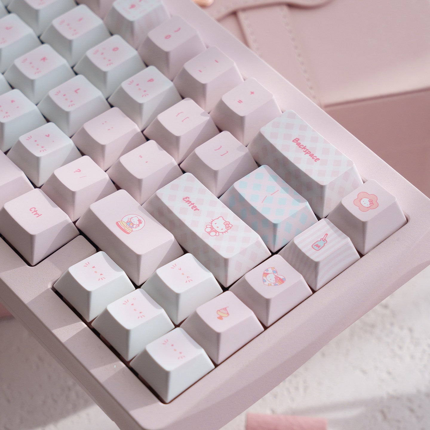 Urelab Hello Kitty Keycap Set