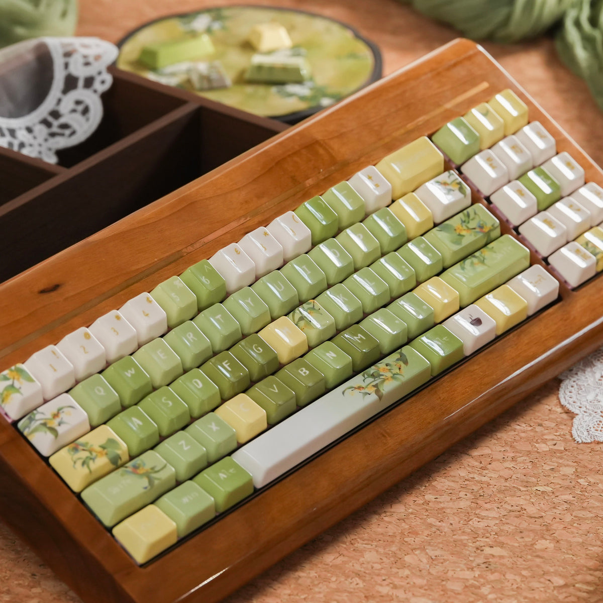 Jin Gui Longjing Ceramic Keycap Set | EdgeLit Cherry Profile PBT Keycaps