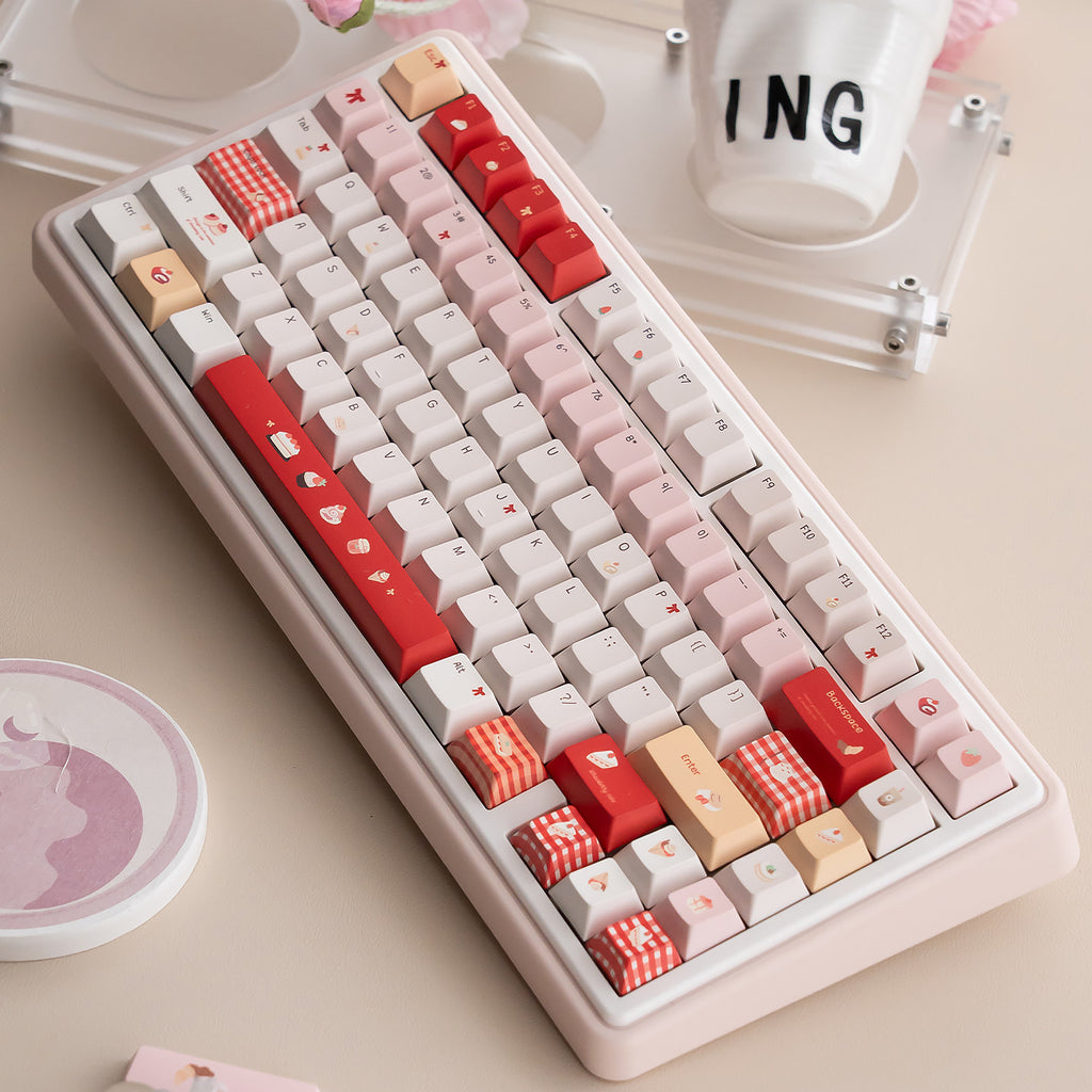 UR82 Strawberry Dessert Powder Three-Mode Mechanical Keyboard