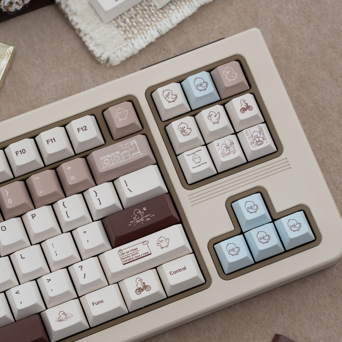 Coco Duck Retro Milk Latte Keycap