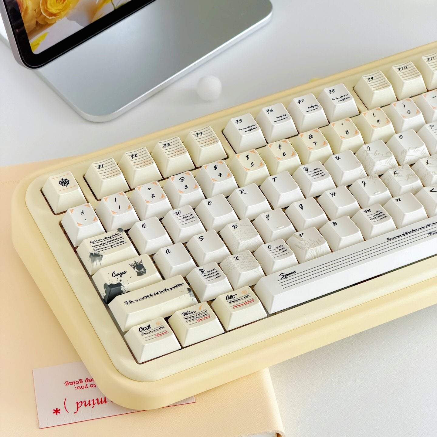 Shakespeare Pearlescent Metallic Keycap Set | Cream Yellow PBT Cherry Profile Keycaps