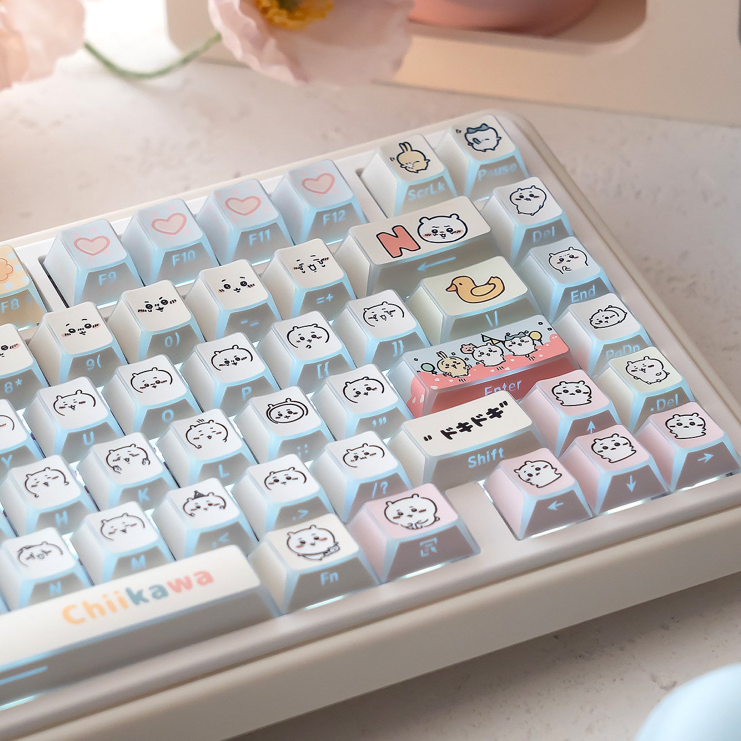 UR82 Chiikawa Mini Keyboard with Three Modes and Mechanical Switches
