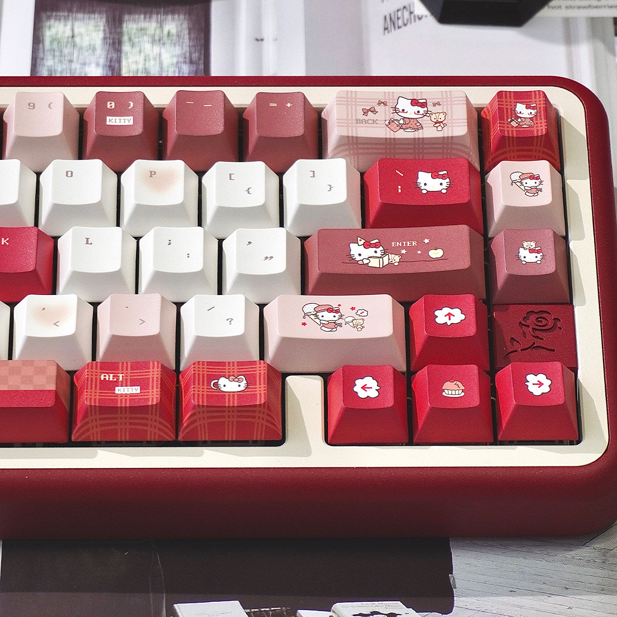 Hello Kitty Premium Custom Keycap Set | Cherry Profile PBT
