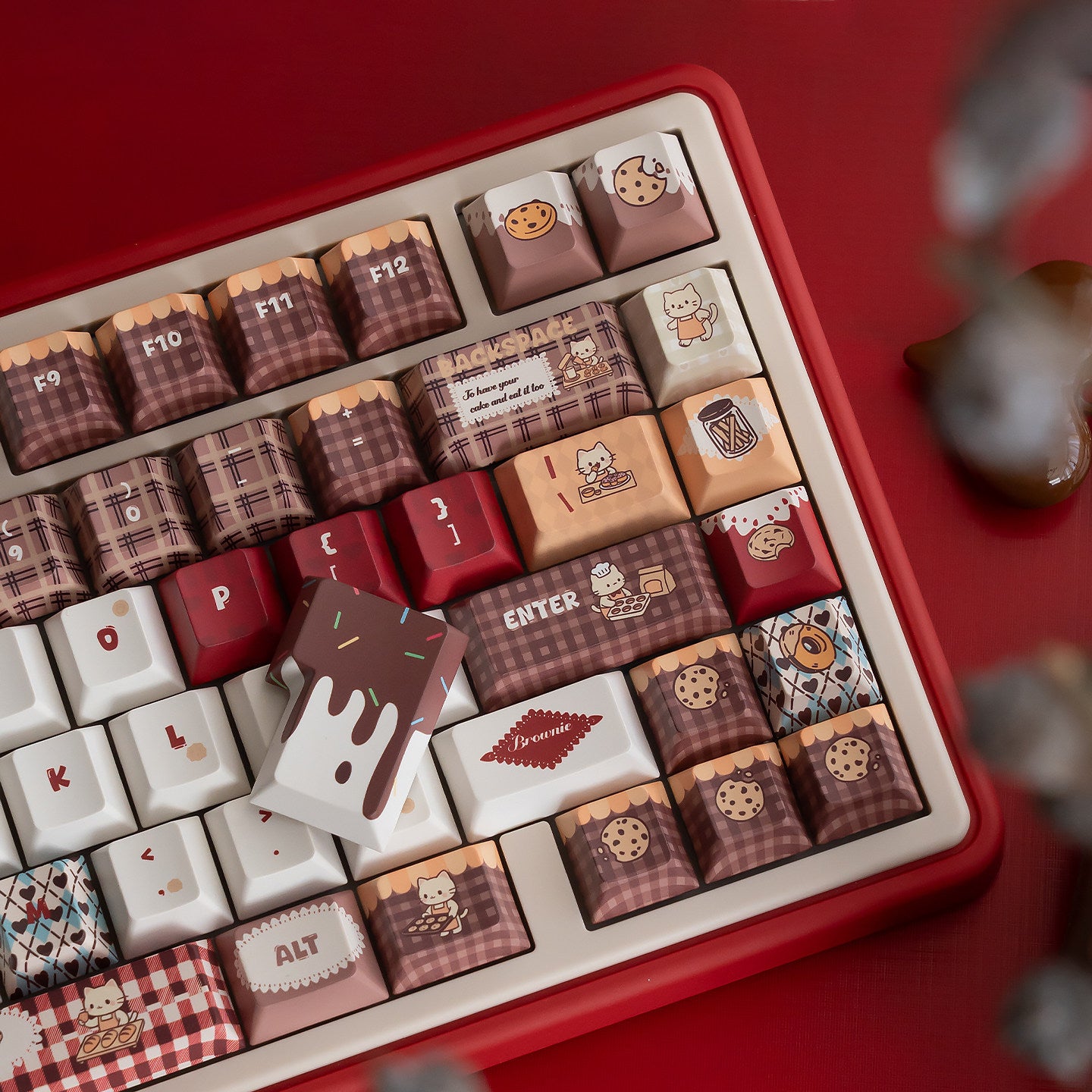 UR82 Baking Cat Red Three-Mode Mechanical Keyboard