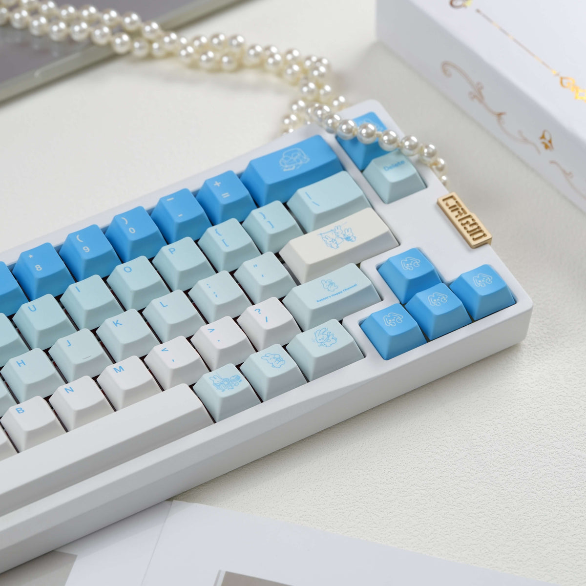 Lazy Bunny Keycap Set